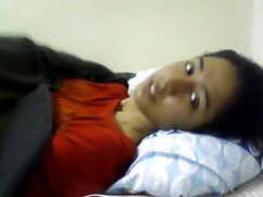 लड़की को जंजीरों से  ...