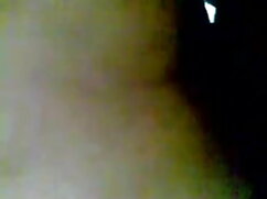 सोफे पर मूवी सेक्सी  ...