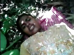 पिगटेल के साथ श्यामल ...