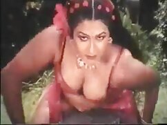 बड़े स्तन के साथ सेक ...