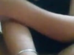 गीली चूत हिंदी में स ...