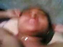 शॉवर में हिंदी मूवी  ...