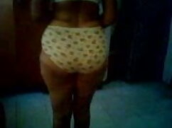 बाहर सेक्स करते हुए  ...