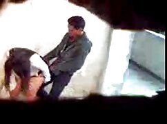 एक बकवास उत्सव में स ...