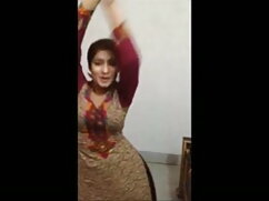 पहली बार फिल्मी माँ  ...