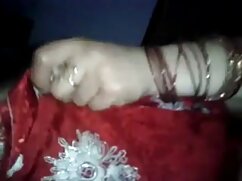 पश्चिम से बाहर लड़कि ...